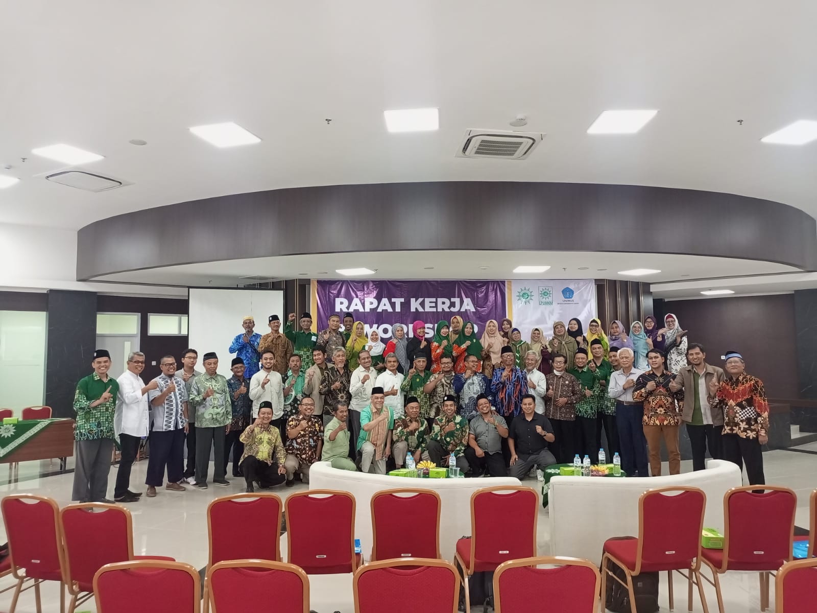Gelorakan Gerakan UMKM Berkemajuan Lewat Rakor dan Workshop LPUMKM PDM Kota Semarang