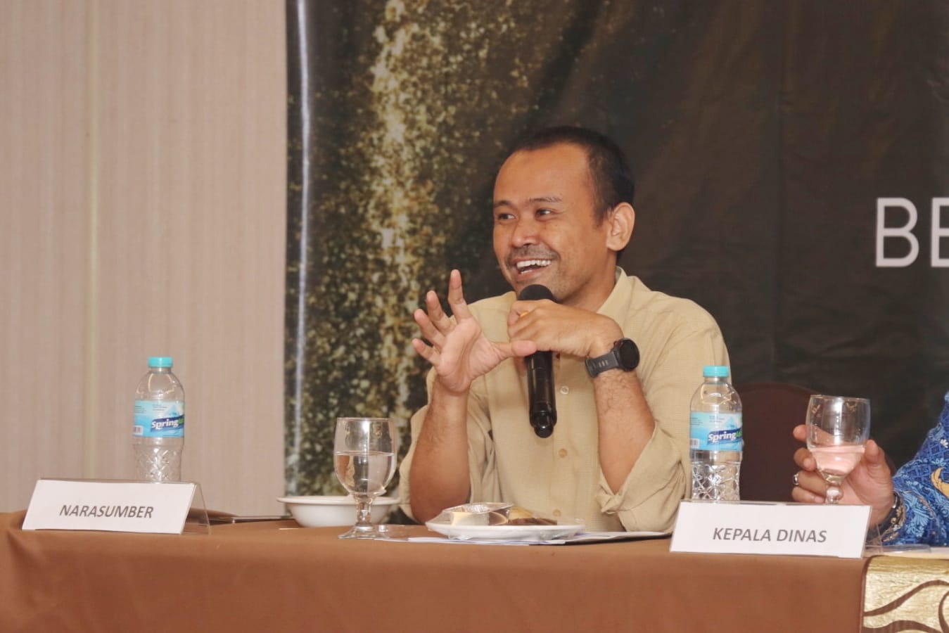 Berpikir Kritis Ala Nabi Hadapi Hoaks