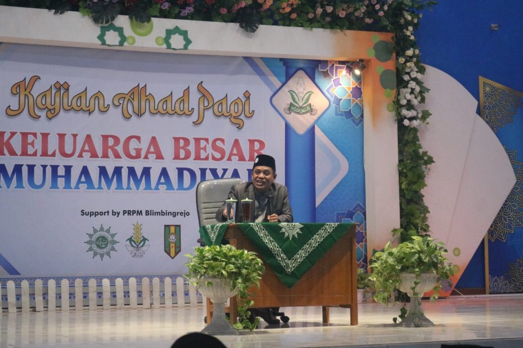 Ust. Dr. AANG Kunaepi, M.Ag dalam kajian Ahad Pagi di PRPM Blimbingrejo Kab. Jepara , Ahad (6/7/2025).
