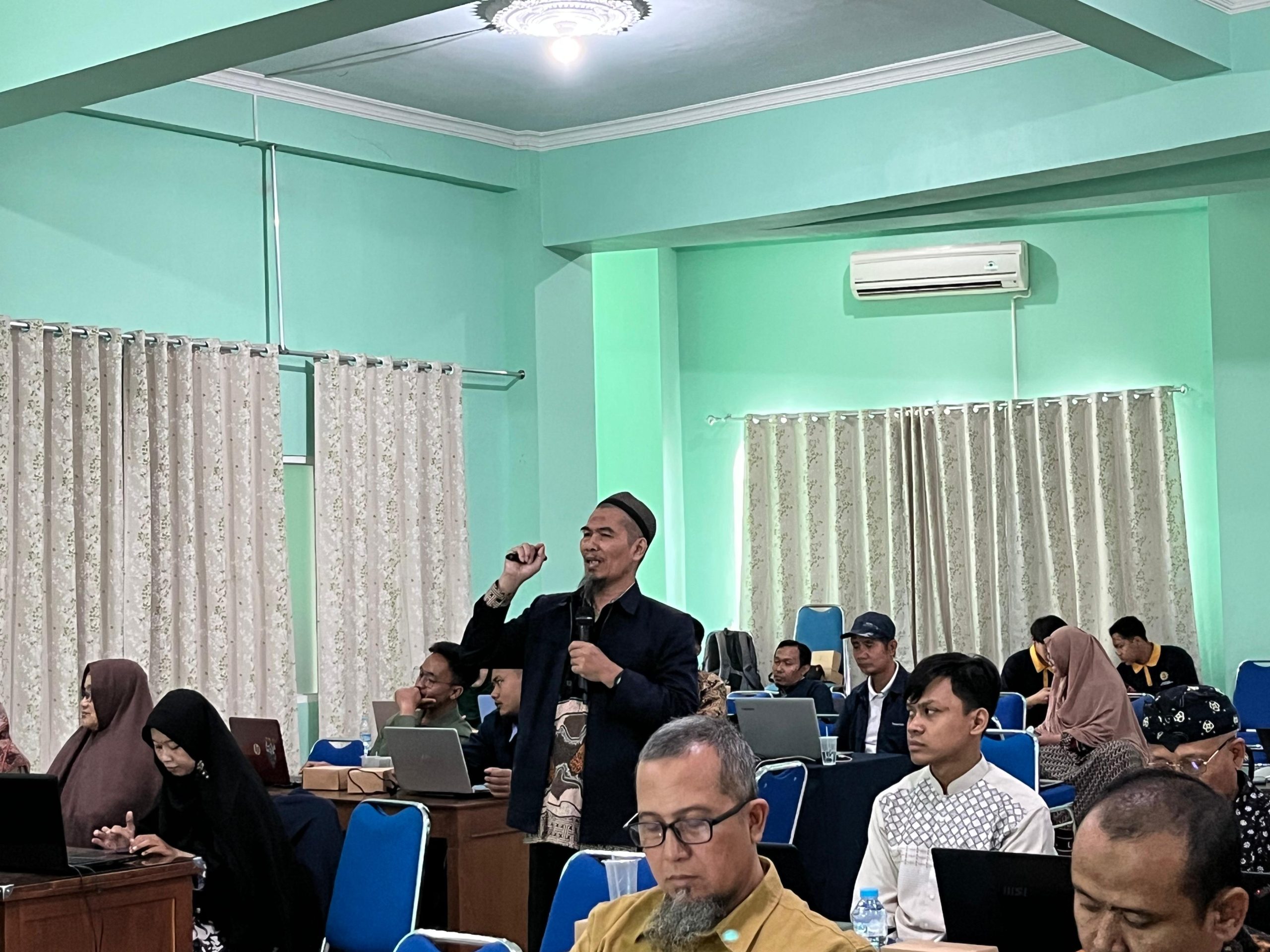 Pelatihan AI Majelis Tabligh PDM Semarang: Lahirkan Penulis Konten Dakwah Digital Produktif