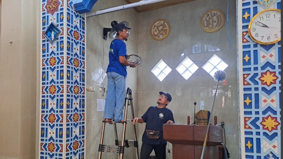 Tim Bersih-Bersih Masjid PRM Bringin Perluas Jangkauan ke Seluruh Kota Semarang