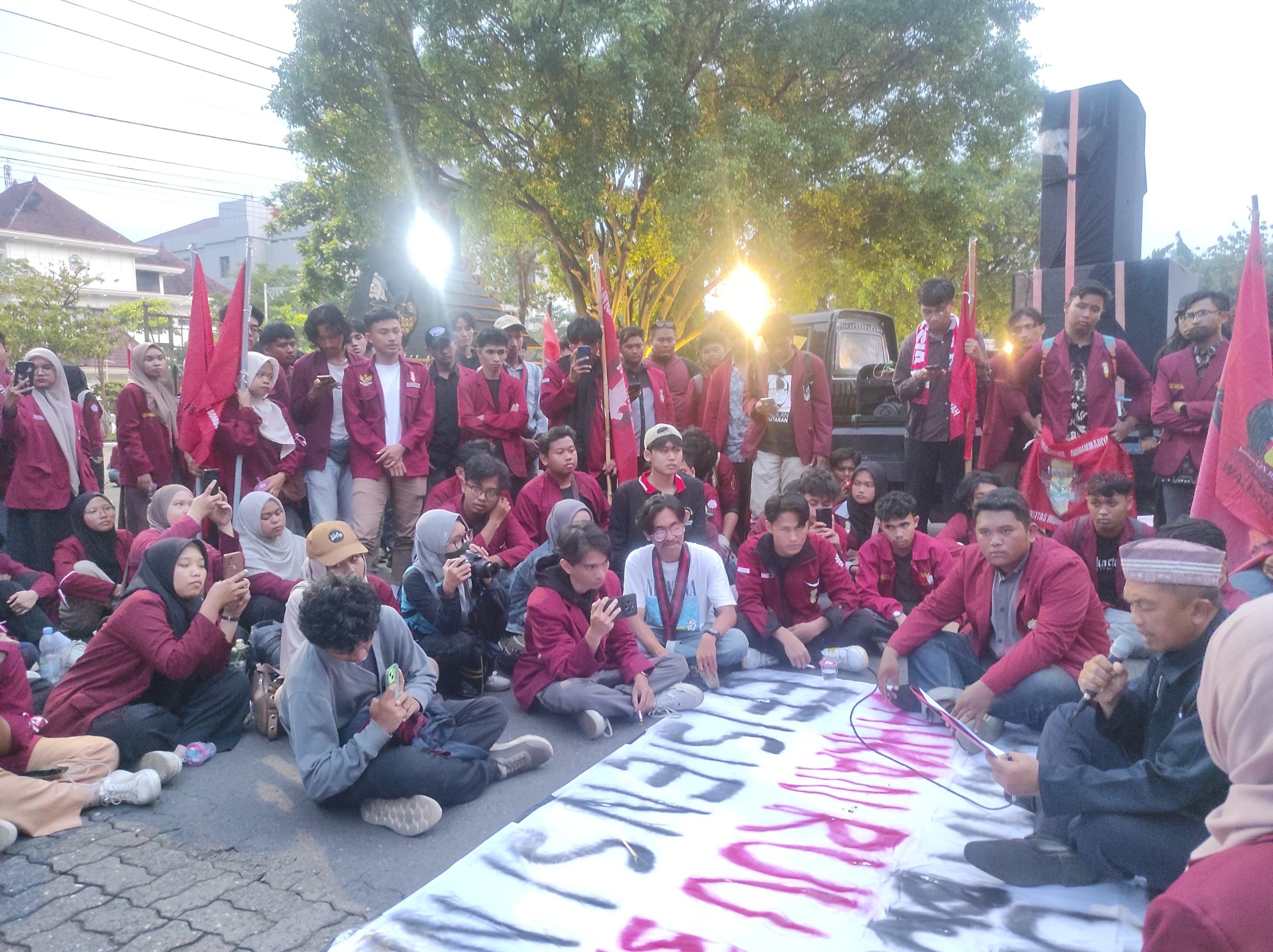 Pernyataan Sikap Solidaritas: Menuntut Keadilan untuk Korban dan Menghentikan Represi Aparat