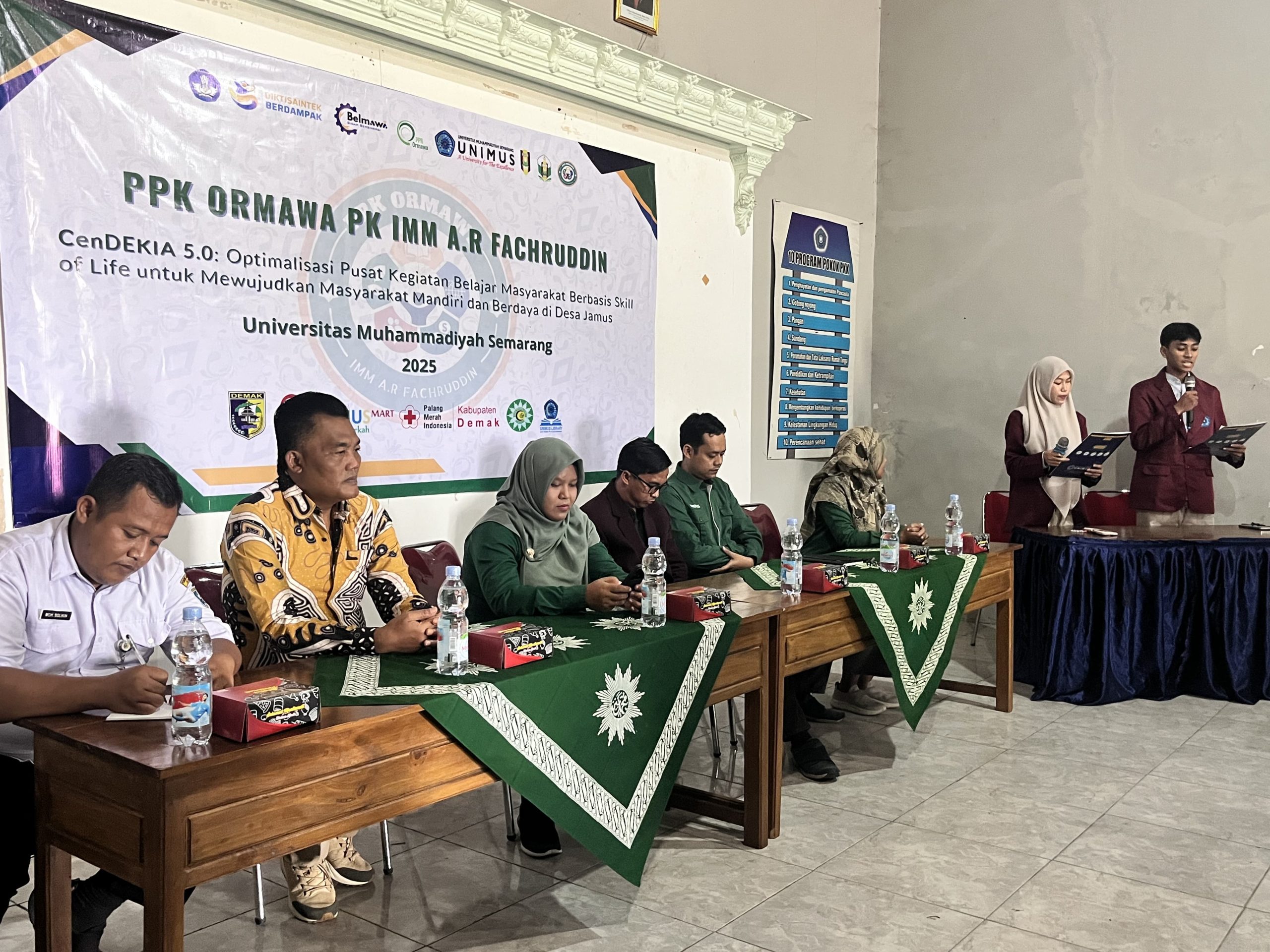 IMM UNIMUS Buka Pusat Belajar di Desa Jamus, Demak