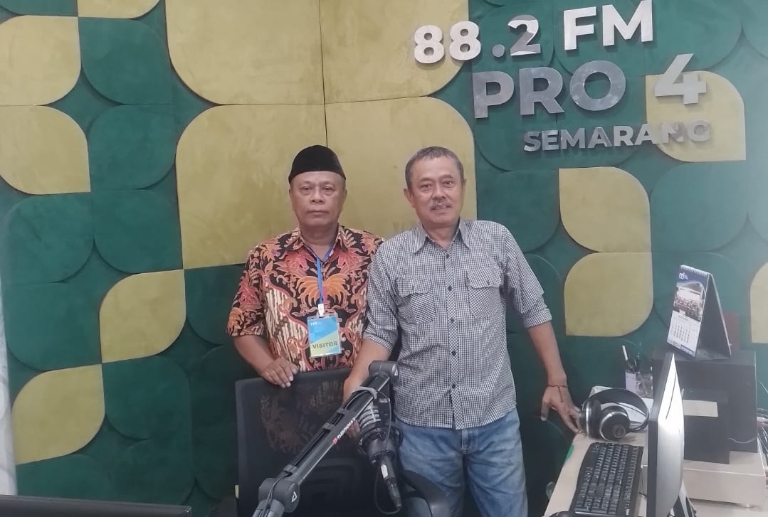 Mencari Husnul Khatimah di Tepian kota Semarang : Kisah Inspiratif Pesantren Lansia At-Taqwa