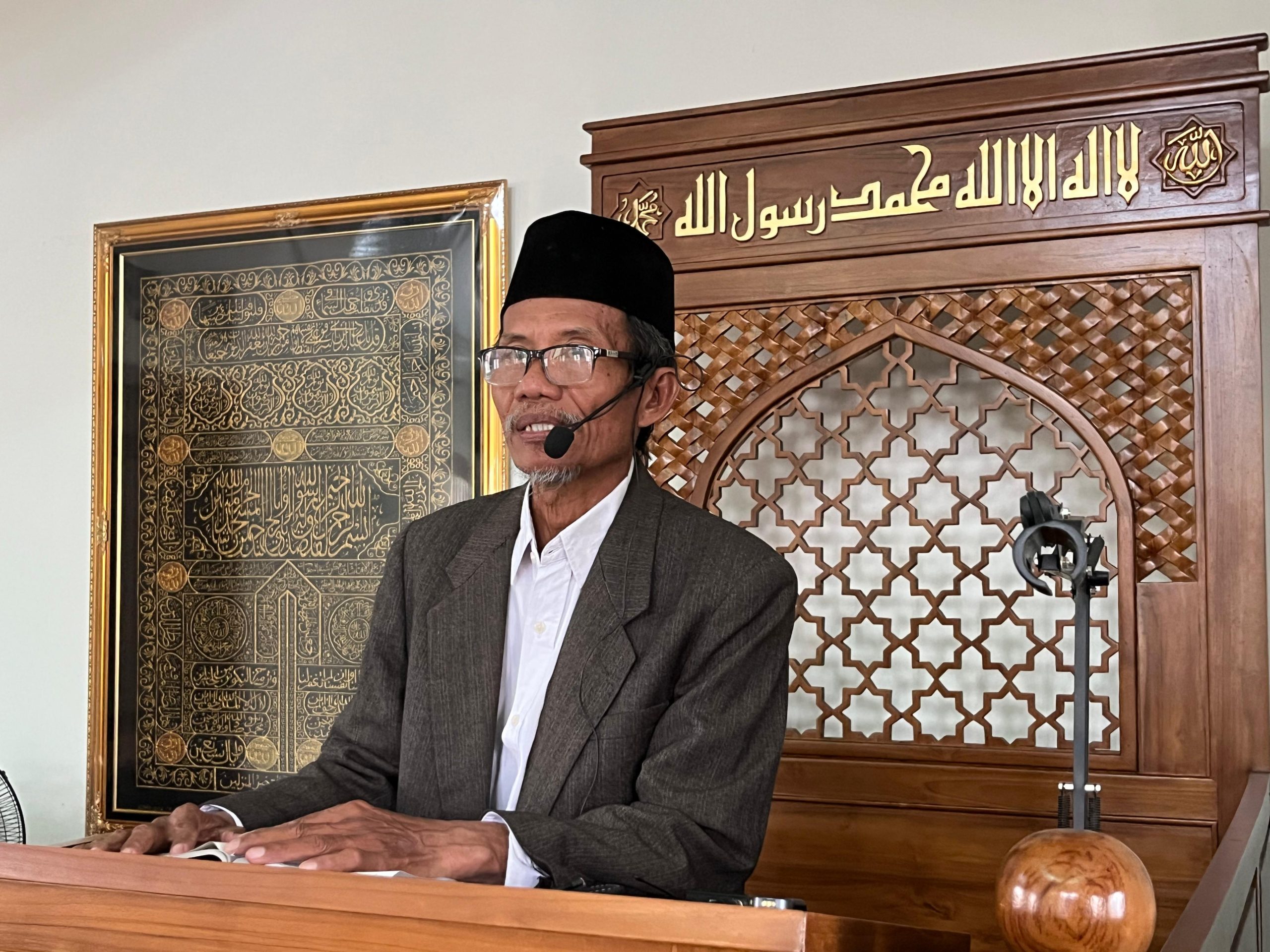 Kunci Utama Kebahagiaan: Iman,Takwa dan Amal Saleh