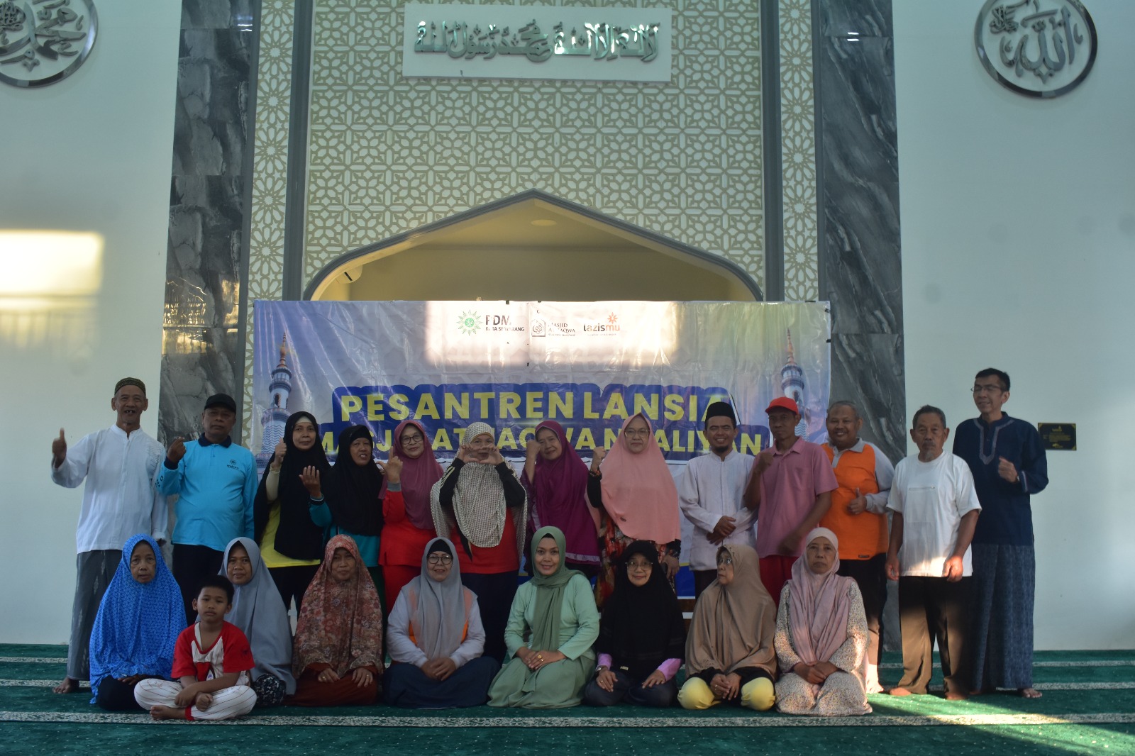 Pesantren Lansia At-Taqwa Kian Diminati, Empat Gelombang Sukses Dilaksanakan