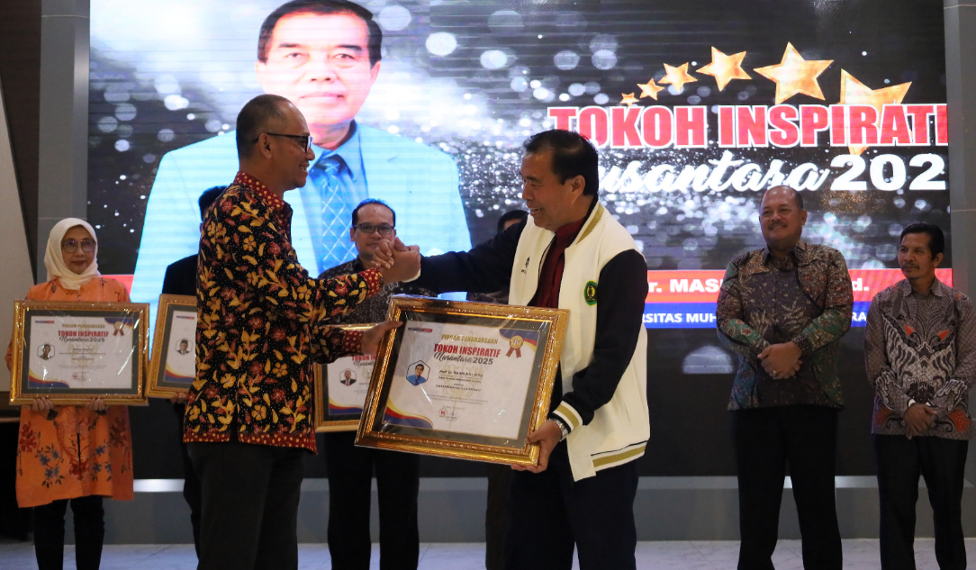 Pengakuan Nasional: Rektor Unimus Dinobatkan Sebagai Tokoh Inspiratif Pendidikan Unggul 2025