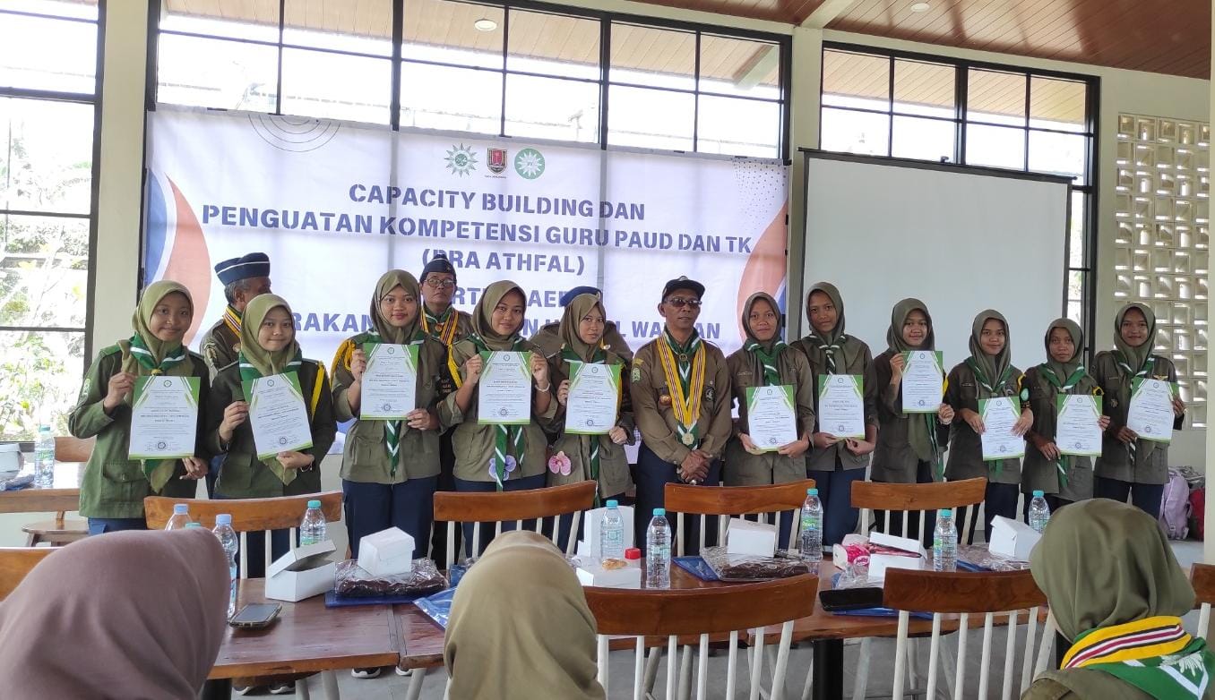 Di Tengah Alam, Para Guru Ini Temukan Arti dari Kepemimpinan Sejati