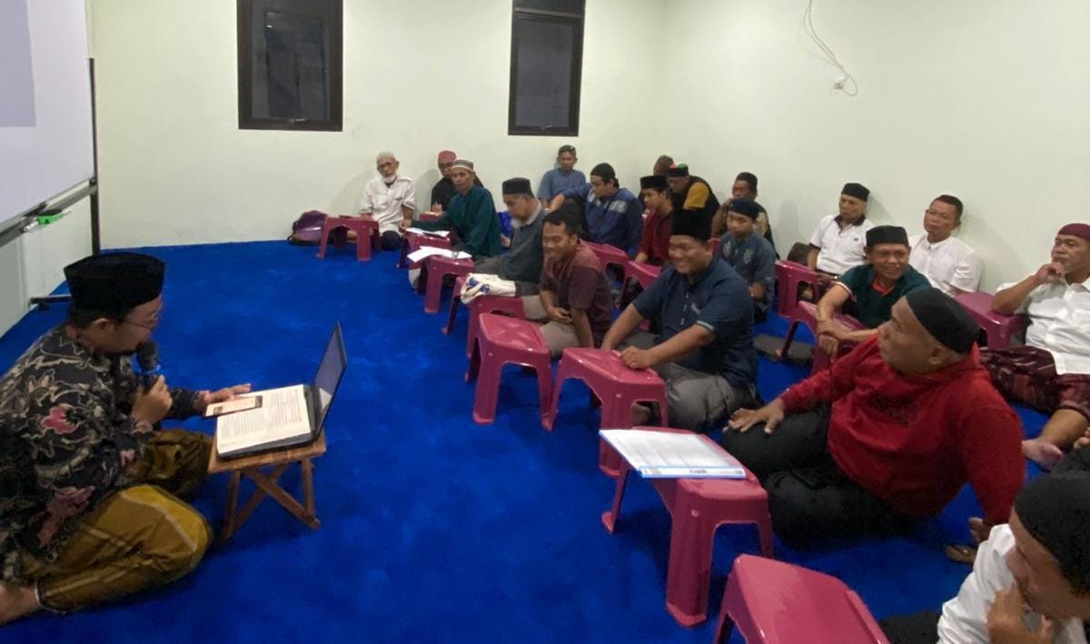 Melestarikan Tradisi Ulama, Cara Seru Perdalam Ilmu Agama Langit Lewat Kitab Gundul