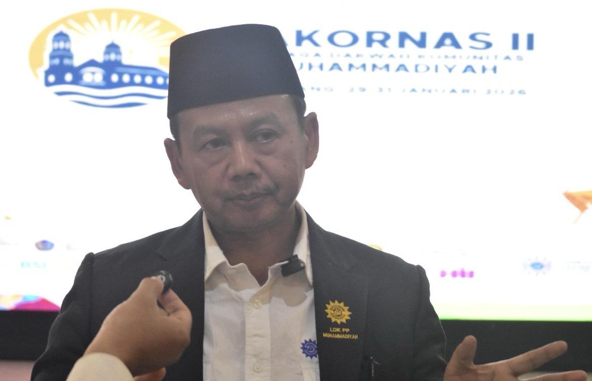 Muchammad Arifin memberikan keterangan mengenai peran dai inspiratif dalam Insan Dakwah Award 2026 pada acara Rakornas LDK Muhammadiyah di Semarang.