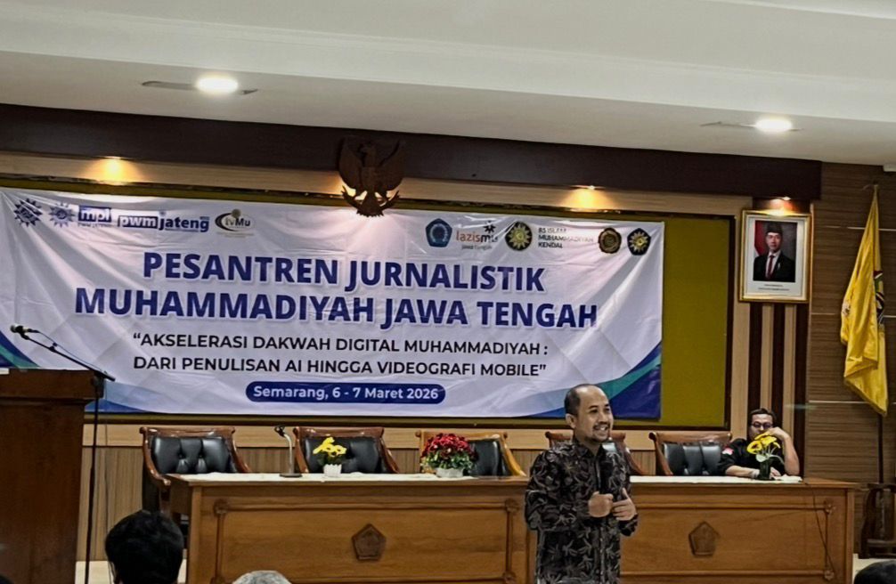 Jurnalisme AI Tak Bisa Gantikan Empati, Ini Penjelasan Dr. Edi Santoso