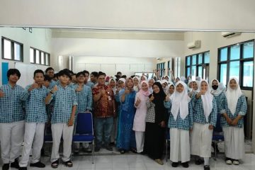 Jurus Jitu Jadi Lulusan SMK Siap Kerja di Tengah Ketatnya Persaingan Karier