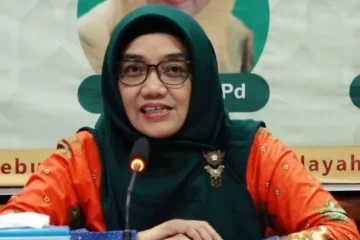 Cetak Sejarah Baru, Tokoh Aisyiyah Umul Baroroh Wakil Rektor UIN Walisongo Perempuan Pertama