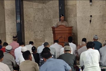 Ingatkan Jemaah, Khotib Ini Tegaskan Harga Surga Mahal dan Butuh Perjuangan!