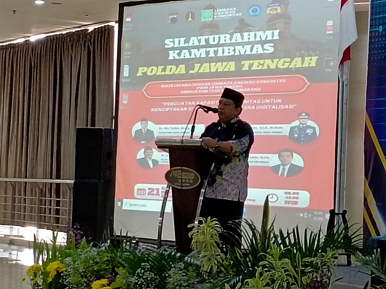 Ketua LDK PWM Jateng AM Jumai memberikan sambutan dalam acara Silaturahmi Kamtibmas Polda Jawa Tengah di MG Setos Semarang demi menguatkan dakwah komunitas marjinal.