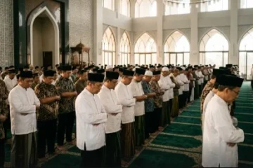 Keutamaan Shalat Berjamaah di Masjid sebagai Alternatif Ibadah Haji