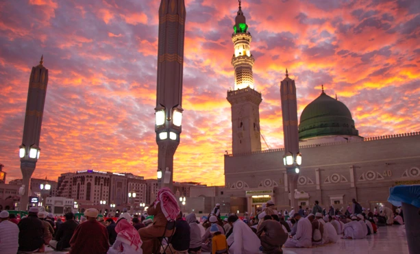 Jemaah Haji Wajib Tahu! Status Hadis Shalat Arba’in di Madinah