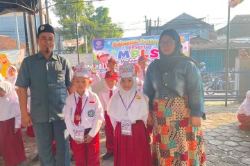 Sambut dengan Senyuman, SD Muhammadiyah 06 Semarang Wujudkan MPLS Aman Tanpa Bullying