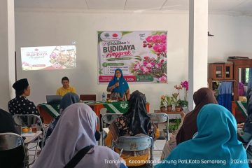 Terapi Merawat Anggrek: Cara Sederhana Aisyiyah Gunungpati 1 Temukan Kebahagiaan