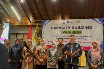 Siapkan Nakes Tangguh, Alumni FIKKES UNIMUS Bangun Kolaborasi Tenaga Kesehatan Lintas Profesi