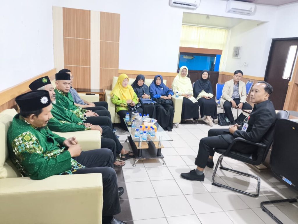 Siap jadi Mitra Masyarakat, Muhammadiyah Gayamsari Gandeng Pemerintah Kecamatan