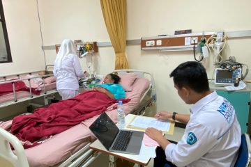 Aksi Nyata Perawat Unimus Hadapi Pasien Simulasi di Ujian OSCE Keperawatan