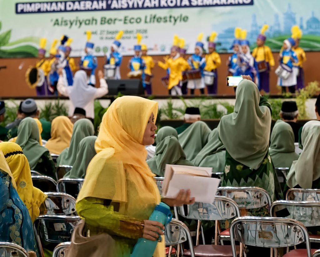 Tinggalkan Plastik, Menggenggam Tumbler: Bukti Nyata Eco Lifestyle Aisyiyah Kota Semarang