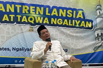 Merawat Ketenangan Jiwa Lansia: Seni Melepaskan Ekspektasi di Hari Tua