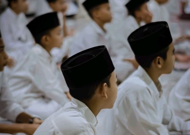 Wajah Baru Perjuangan Santri Modern Melawan Kebodohan dan Korupsi