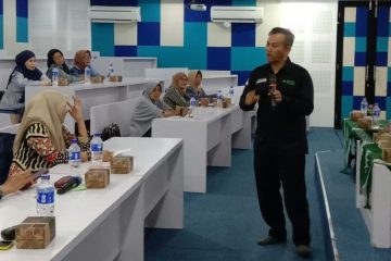 Menembus Batas Lewat Gawai: Pelatihan AI untuk UMKM Buka Jalan Rezeki Baru