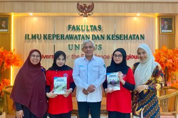 Tunjukkan Gagasan Visioner, Mahasiswa Ners UNIMUS Raih Predikat Terbaik di Ajang AIPNI 2026