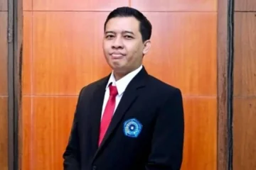 Kepemimpinan Tanpa Podium: Perempuan yang Menumbuhkan Masa Depan